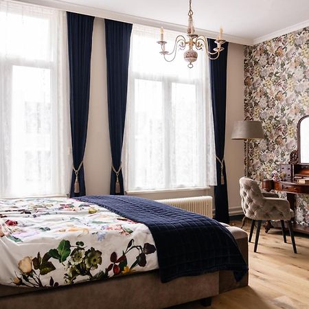 De Jonge Barones Bed & Breakfast Beetsterzwaag Luaran gambar